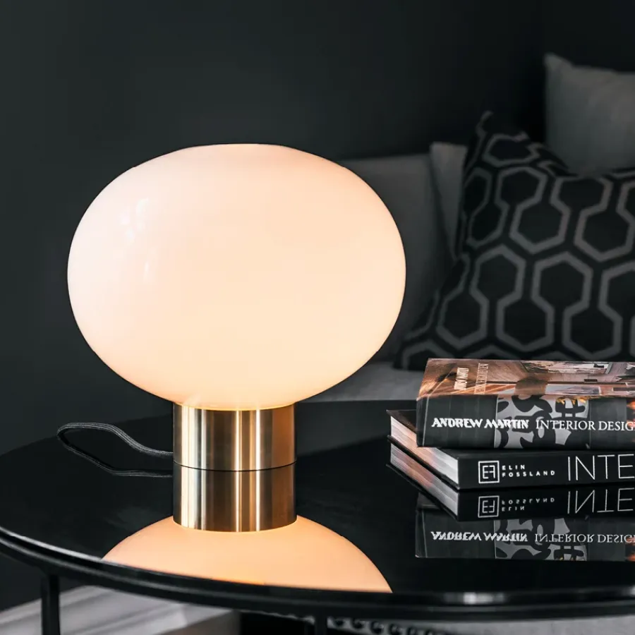 HADELAND GLASSVERK AS Bordlamper|Bordlamper-BORDLAMPE 4169 SMALL M. MESSING SOKKEL Hvit