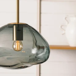 HADELAND GLASSVERK Taklamper|Crystal Stone-CRYSTAL STONE PENDELLAMPE LYS RØKGRÅ