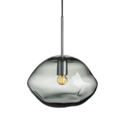 HADELAND GLASSVERK Taklamper|Crystal Stone-CRYSTAL STONE PENDELLAMPE LYS RØKGRÅ