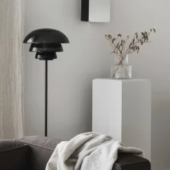 HADELAND GLASSVERK AS Gulvlamper|Gulvlamper-GULVLAMPE 4006 MED SORT METALLFOT Hvit matt