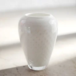 HADELAND GLASSVERK AS Vaser-LOBELIA VASE 24,5 CM HVIT