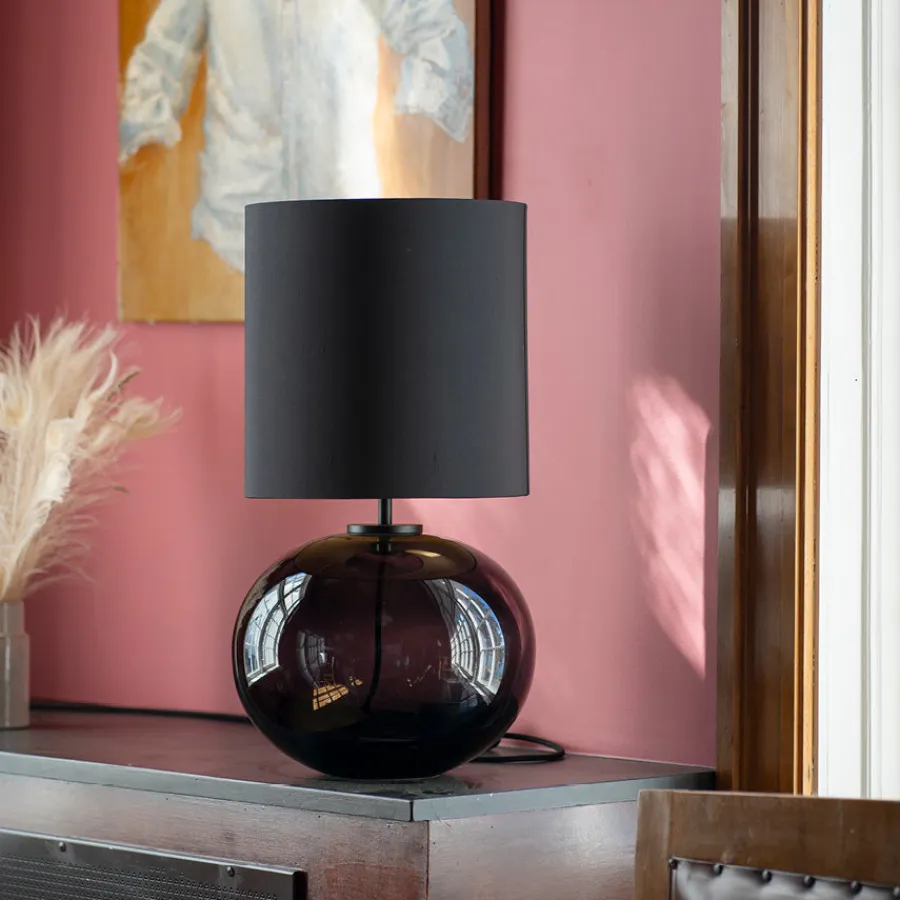 HADELAND GLASSVERK Bordlamper|Bordlamper-SENJA BORDLAMPE HVIT M. MESSING ARMATUR, HVIT 30*30 SKJERM